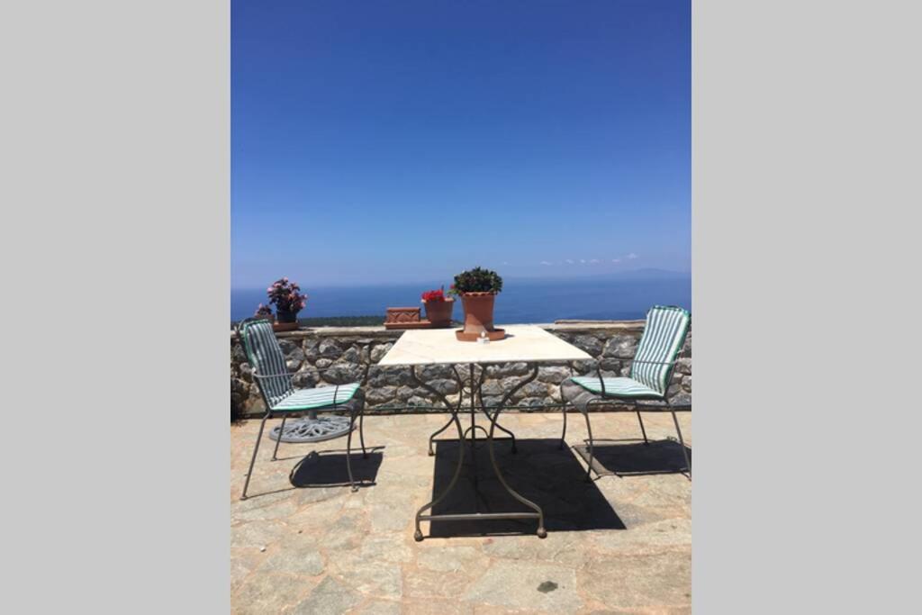 Πύργος Παραδοσιακός Με Μαγευτική Θέα - Villa Traditional Tower With Amazing Sea View Areopoli Exterior foto